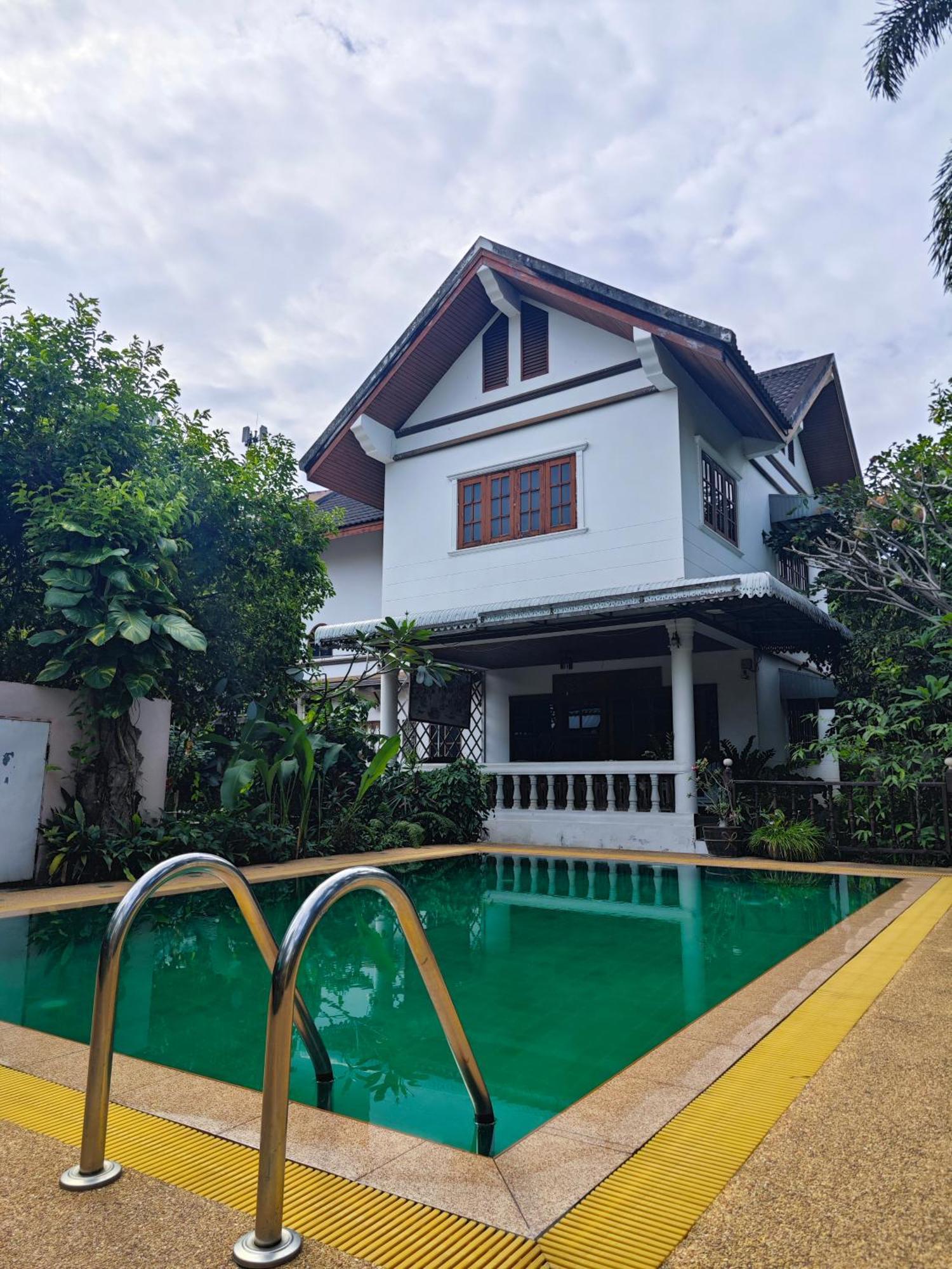 The Royal Shilton Resort Чиангмай Экстерьер фото